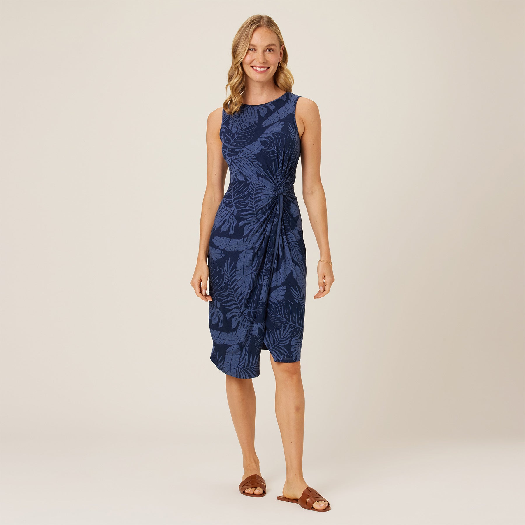 Reyn Spooner ANUENUE FALLS GIANNA DRESS in DRESS BLUES