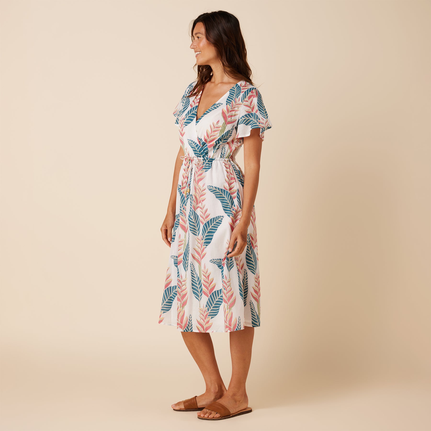 Reyn Spooner HELICONIA FLUTTER SLEEVE MIDI DRESS in WHITE