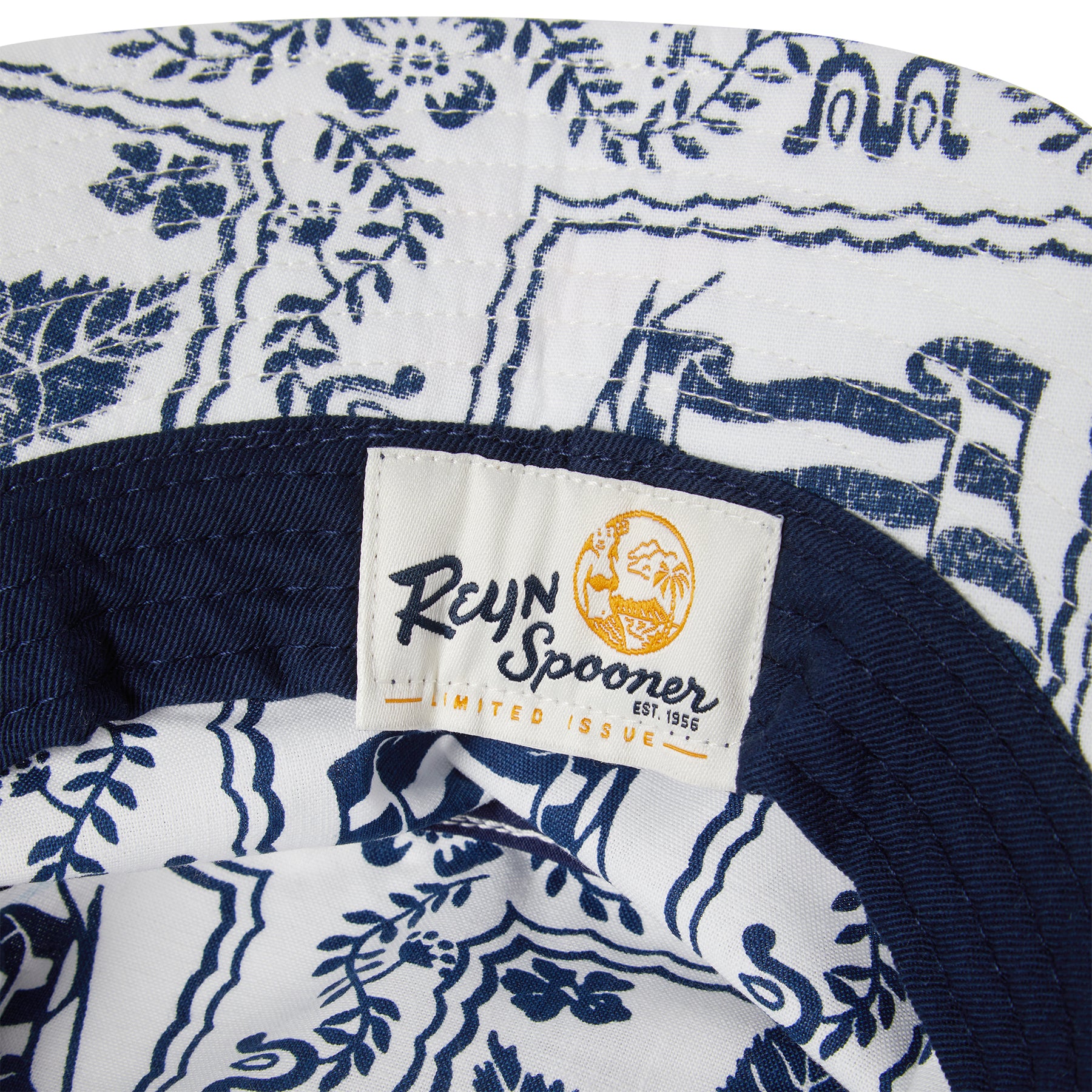 Reyn Spooner LAHAINA SAILOR BUCKET HAT in WHITE