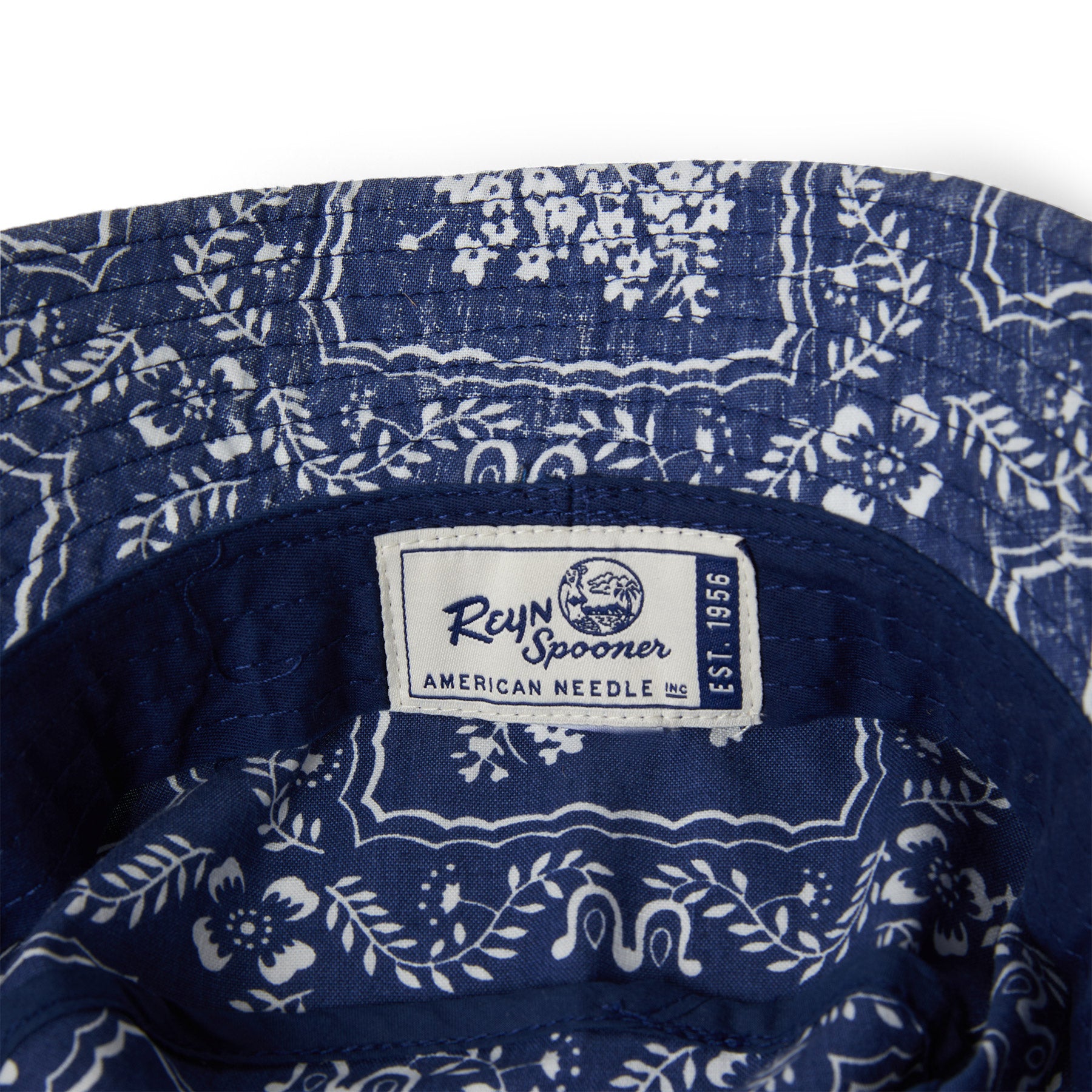 Reyn Spooner LAHAINA SAILOR BUCKET HAT in NAVY